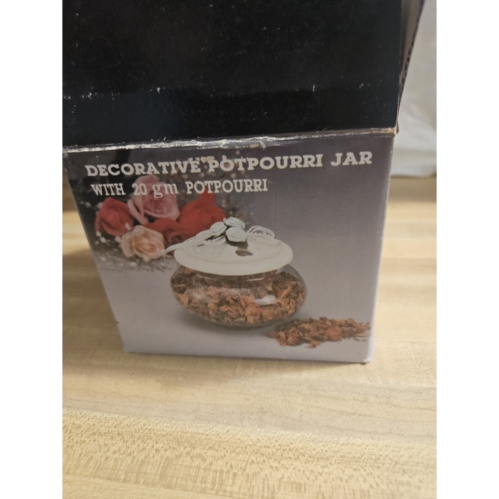 Vintage Decorative Potpurri Jar Coquette Style